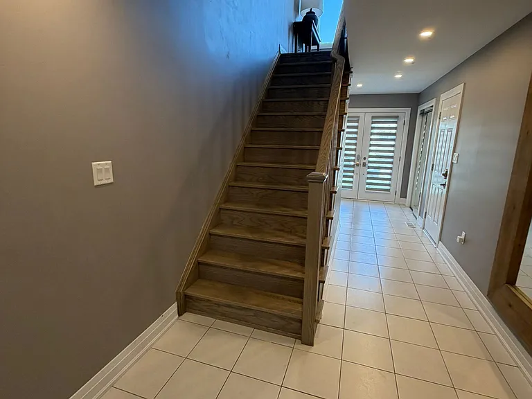 9 Vaudeville Dr — Photo 4