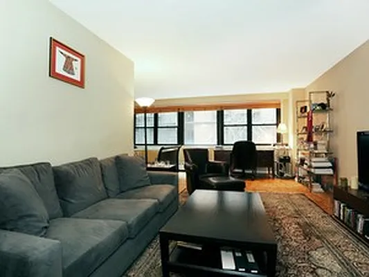 Sold by Citi Habitats | media 32