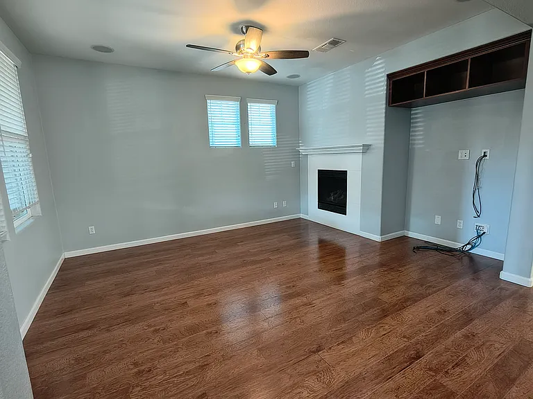 4960 Madamin Way — Photo 3