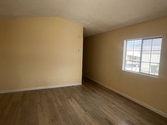 3rd image of 3816 Joy Ln