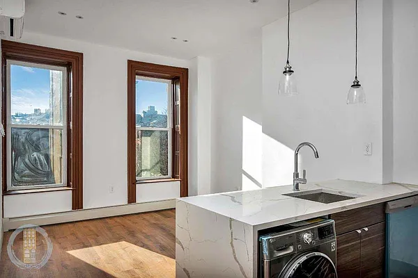 Rented by Brooklyn Rentals NYC | media 3