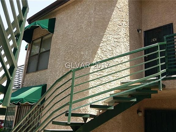 2nd image of 510 Elm Dr Unit 201