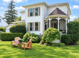 47 Paul St, Prince Edward County, ON K0K2T0