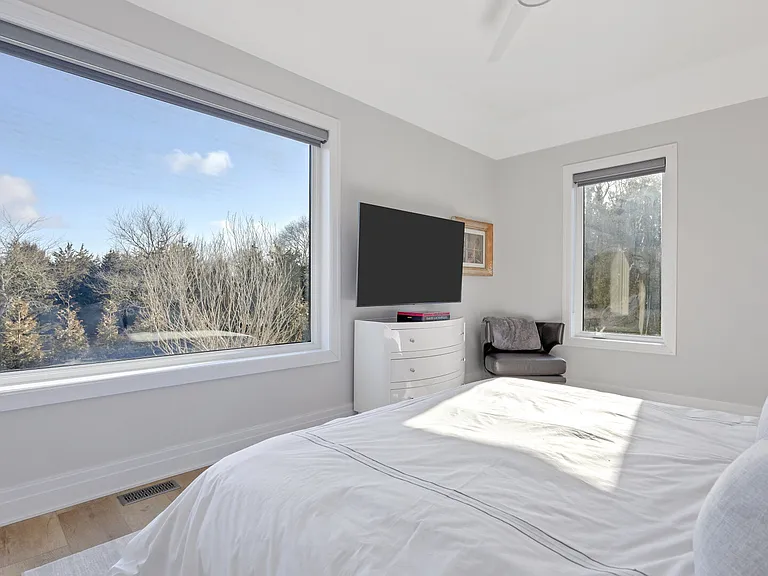 44 Greenleaf Ln — Photo 43