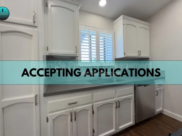 9505 Arlington Ave APT 90, Riverside, CA 92503
