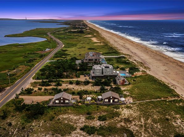 27 Dune Road, East Quogue, NY 11942