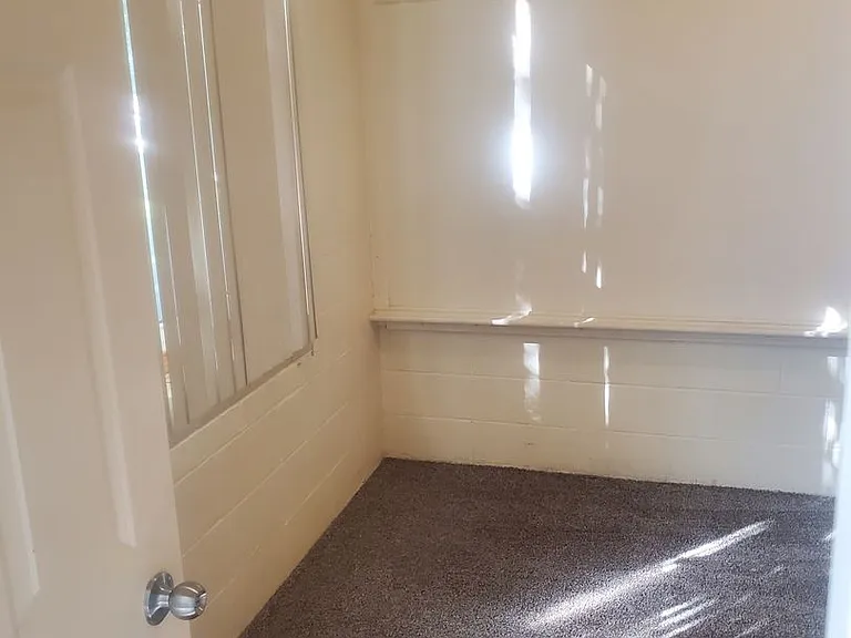 227 W Wapello St — Photo 18