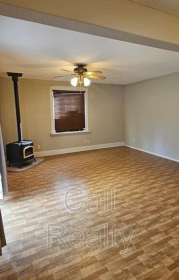 1504 S Latawah St — Photo 3