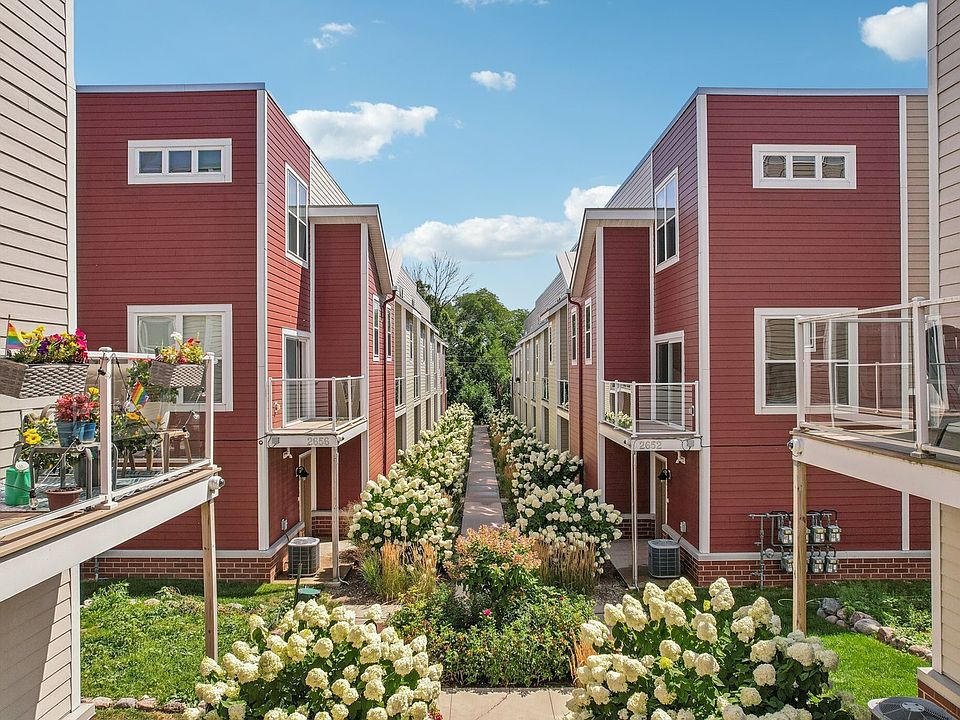 Row House 31 Exterior