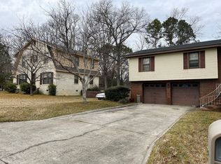 107 Tina Dr, Warner Robins, GA 31088