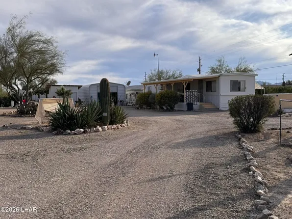 587 W Pyramid St, Quartzsite, AZ 85346