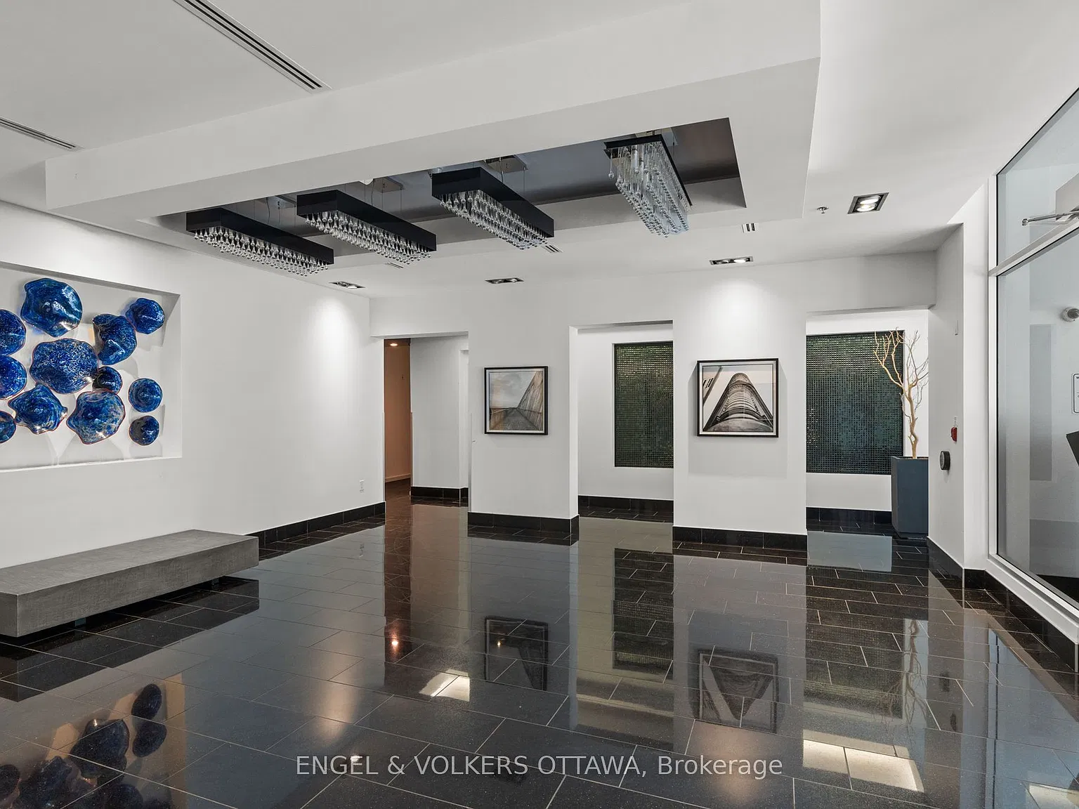2 bed, $2,700 — Photo 3