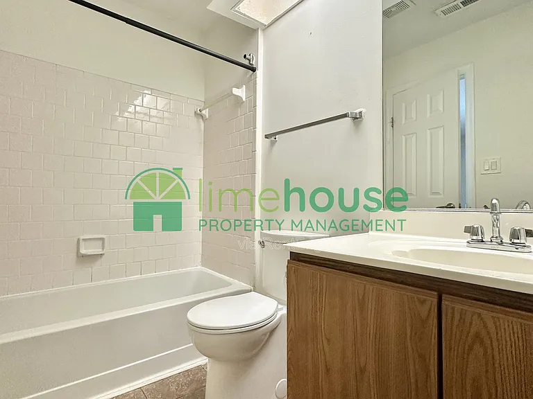3207 Creekside Dr — Photo 13