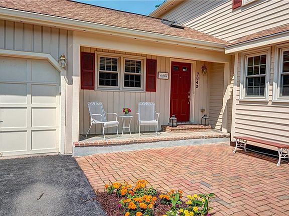 2nd image of 7843 Karakul Ln