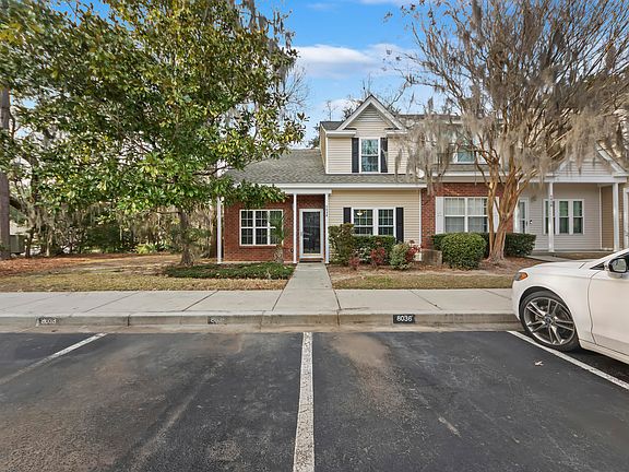 3rd image of 8038 Shadow Oak Dr