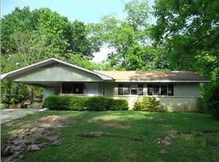 1825 Shady Lane Dr, Jackson, MS 39204