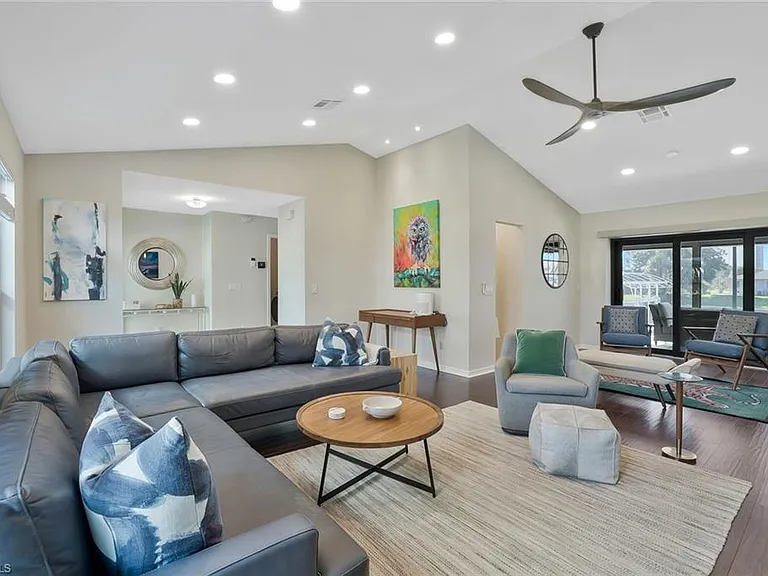 50 Copperfield Ct — Photo 12