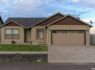 288 E B St, Halsey, OR