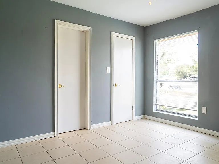 12803 Segrest Dr — Photo 18