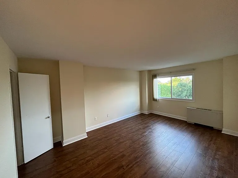 1121 University Blvd W #604 — Photo 27