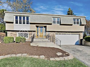 13601 Cherry Ln, Orland Park, IL 60462