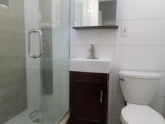 Rented by Keller Williams NYC | media 25