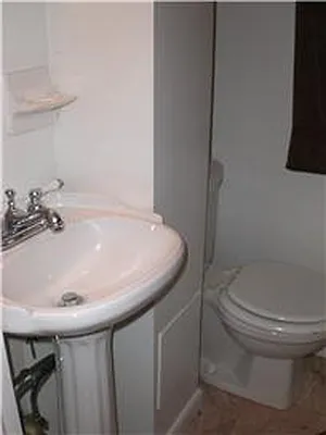 Rented by Clatter Realty Inc. | media 64