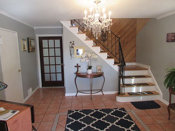 2nd image of 15943 82nd St