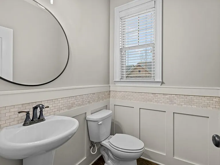 3209 Hallmark Ln — Photo 20