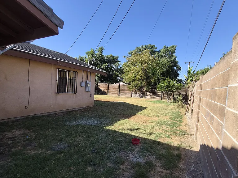 Right side yard