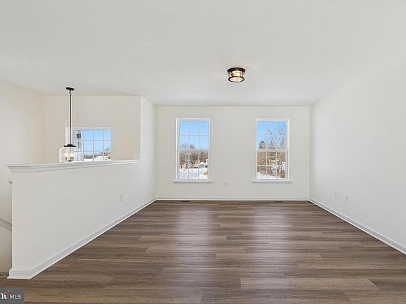 5th image of 1280 Maple Ln #10