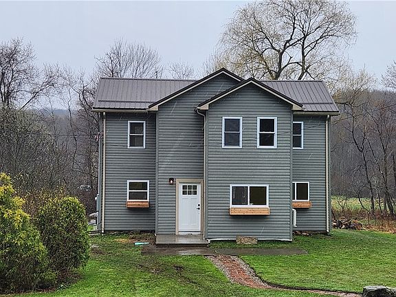 2nd image of 176 Duncan Rd