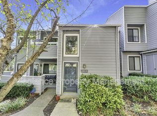 11041 Villaridge Ct #B, Reston, VA 20191