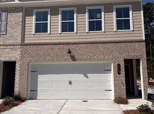 667 Sunstone Ln, Lawrenceville, GA 30043