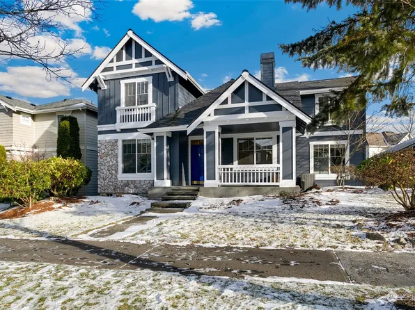 7012 Fairway Avenue SE, Snoqualmie, WA 98065