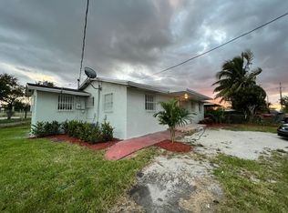 11800 SW 216th St, Miami, FL 33170