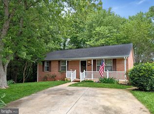 1505 Cedarcrest Ln, Frederick, MD 21702