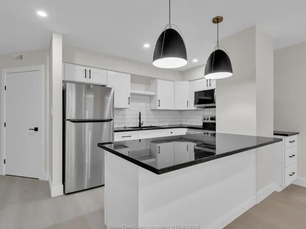 3177 Riverside Dr E, Windsor, ON