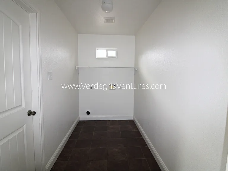 8129 Tanner Ave — Photo 14