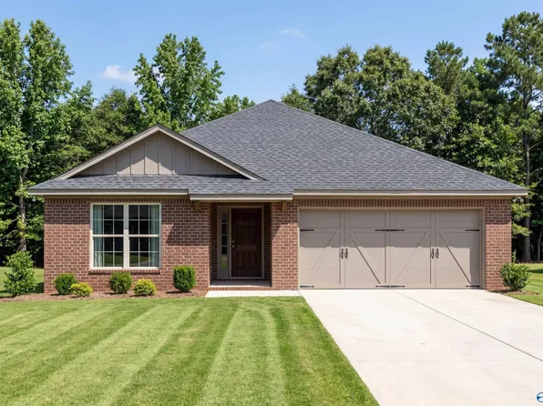 136 Cedar Lake Rd, Toney, AL 35773