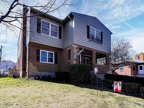 2nd image of 569 Acorn Dr