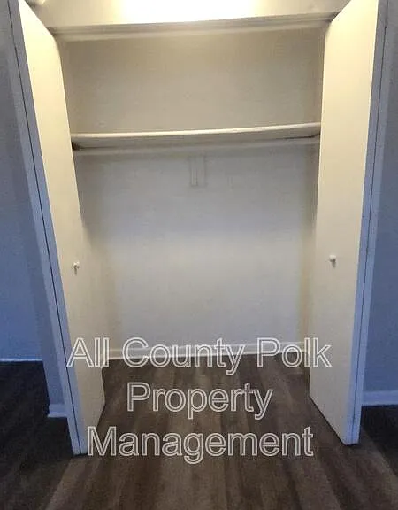 3039 Saint Paul Dr — Photo 8