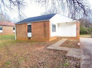 1009 Holder Dr, Shelby, NC 28152