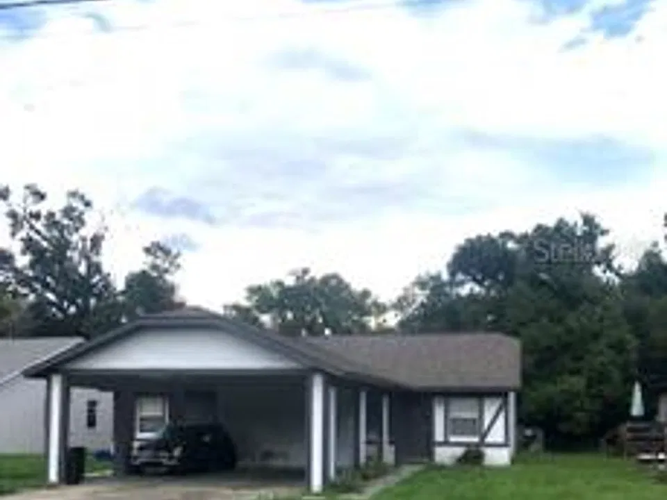 2419 Cedar Ave
