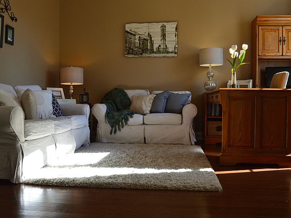 5th image of 550 Pin Oak Ct