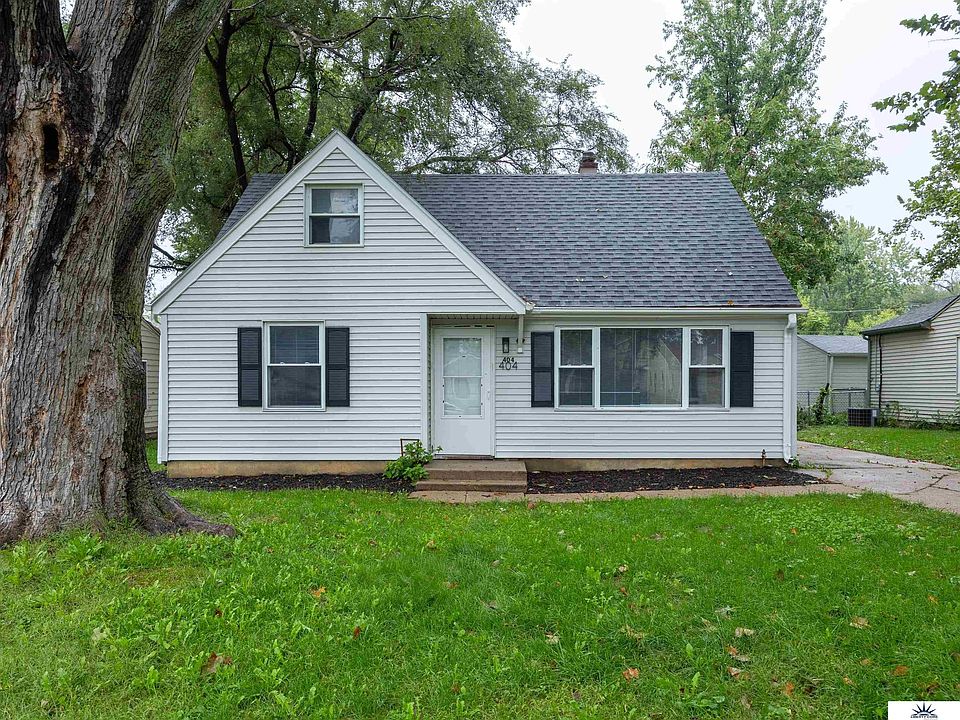1st image of 404 W 30th Ave