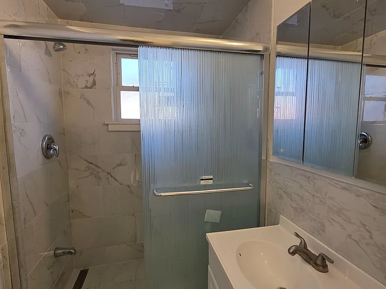 62 Richwill Rd #UPPER — Photo 13