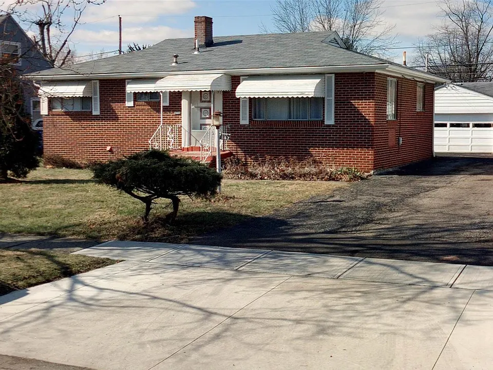 1157 Beechwood Rd