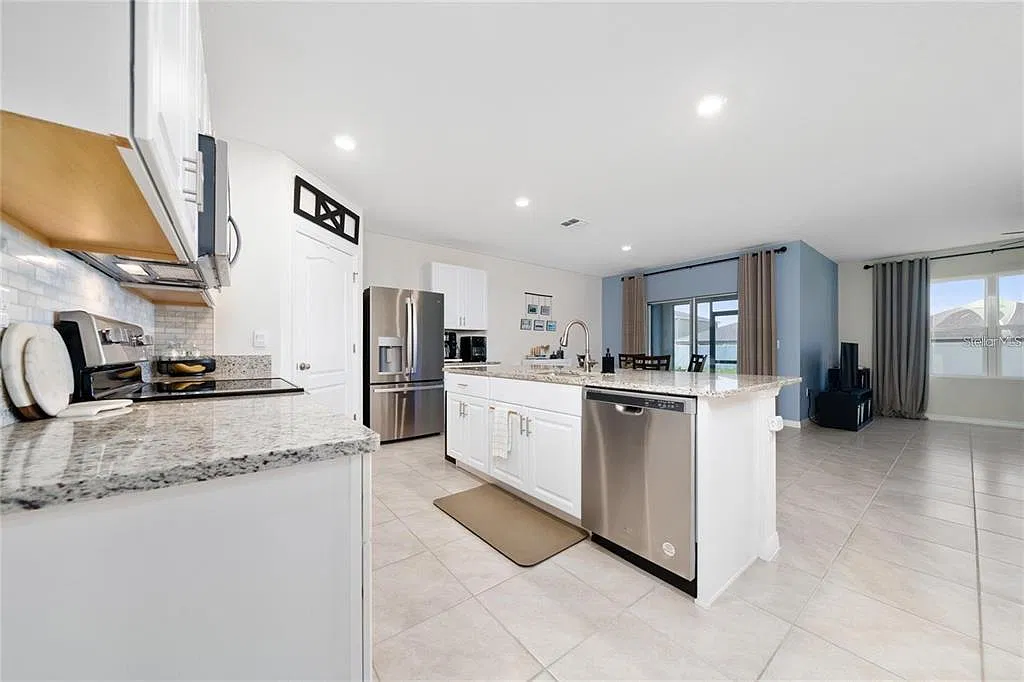 4 bed, 2.0 bath, 1846 sqft, $2,650 — Photo 4