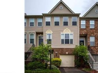 6605 Creek Point Way, Alexandria, VA 22315